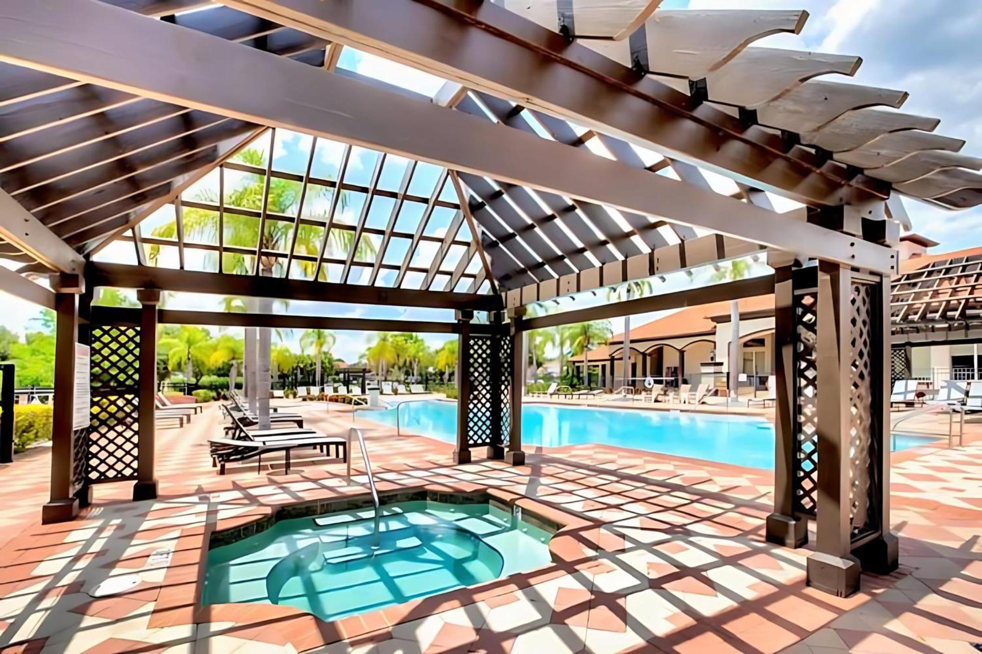 6Br Resort Home Near Disney - With Private Pool Hot Tub And Games Room كيسيمي المظهر الخارجي الصورة